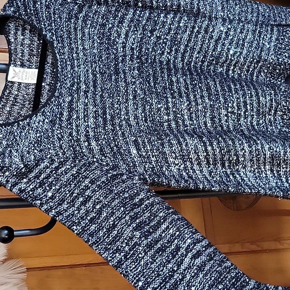SEQUIN SPARKLE KNIT SWEATER with Sheer Hem - Picture 2 of 7